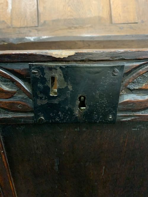 OAK COFFER C1740 - ADDITIONAL PHOTO 3