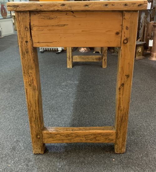 VICTORIAN PINE TABLE C1860 - ADDITIONAL PHOTO 4