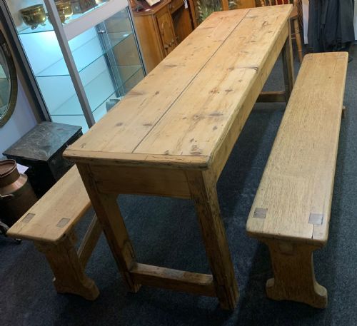 PAIR OF VICTORIAN LIGHT OAK BENCHES - ADDITIONAL PHOTO 3