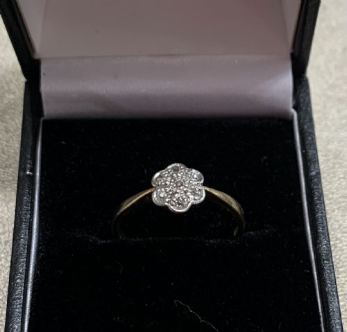 art deco diamond daisy 18ct gold ring 1920s p - CATEGORY: ANTIQUE JEWELLERY - DATED 1920