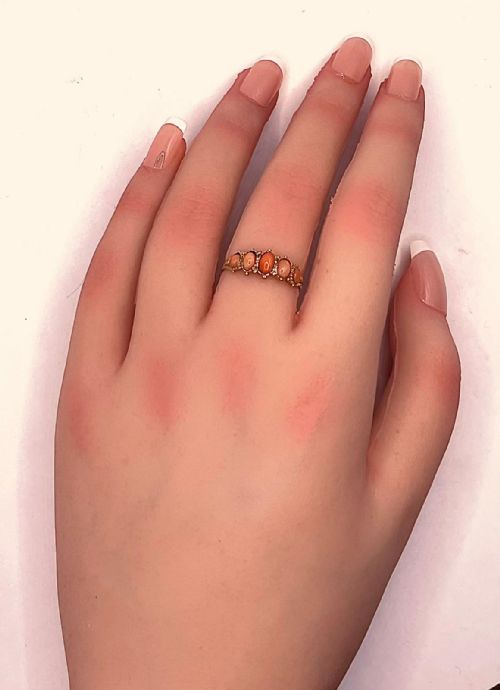 GEORGIAN NATURAL CORAL FIVE STONE 18CT GOLD RING N - ADDITIONAL PHOTO 1