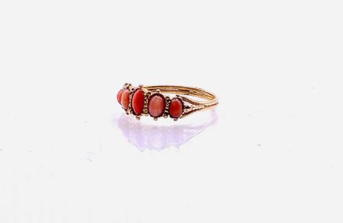 GEORGIAN NATURAL CORAL FIVE STONE 18CT GOLD RING N - ADDITIONAL PHOTO 2