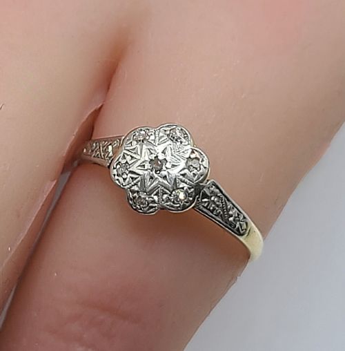 ART DECO DIAMOND DAISY 18CT GOLD PLATINUM RING C1920S SIZE K - ADDITIONAL PHOTO 2