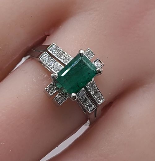 ART DECO DESIGN NATURAL EMERALD DIAMOND 14CT GOLD RING SIZE Q - ADDITIONAL PHOTO 2