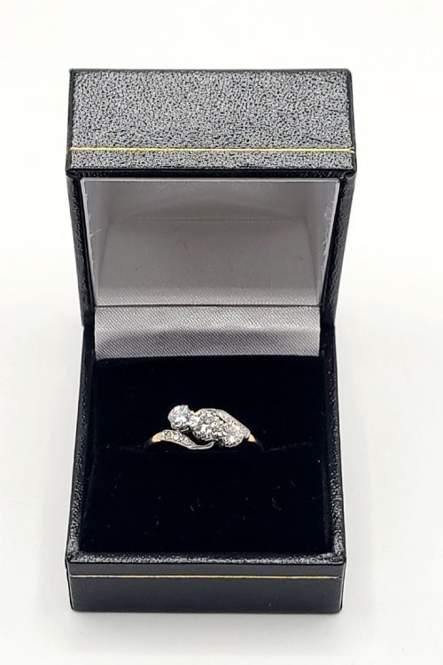 EDWARDIAN 1CT OLD CUT DIAMOND 18CT GOLD PLATINUM TRILOGY TWIST RING SIZE R - ADDITIONAL PHOTO 1