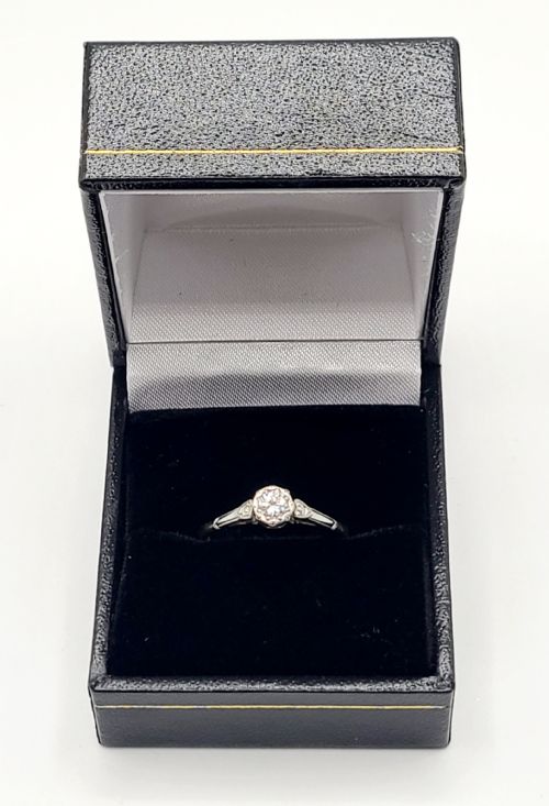ART DECO 18CT GOLD PLATINUM 025CT DIAMOND SOLITAIRE RING SIZE O - ADDITIONAL PHOTO 1