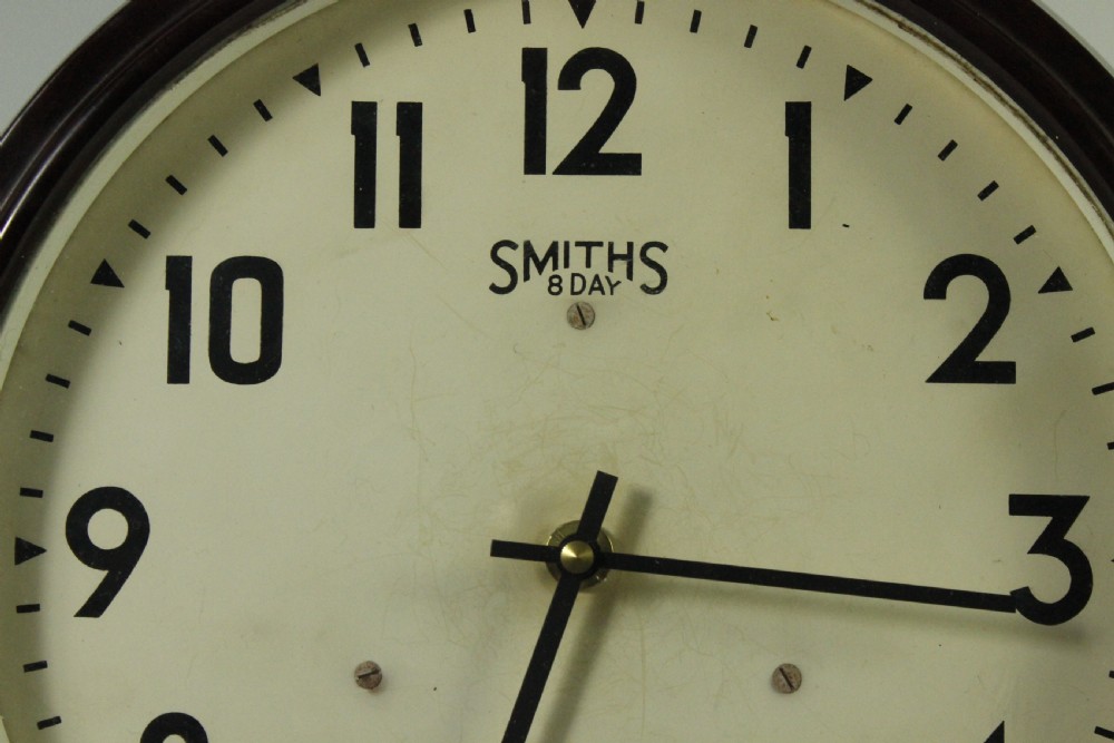 Art Deco Smiths bakelite clock c.1930's View II