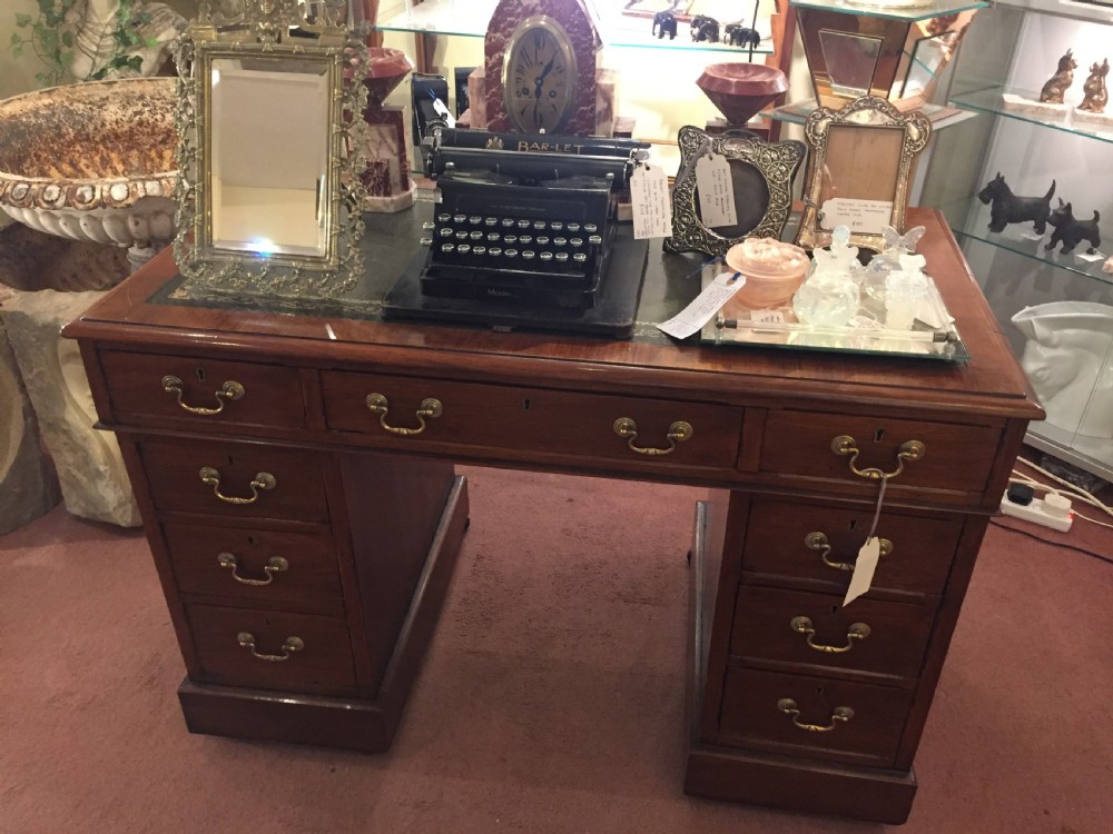 Compact Knee Hole Edwardian Office Desk c.1910 View II