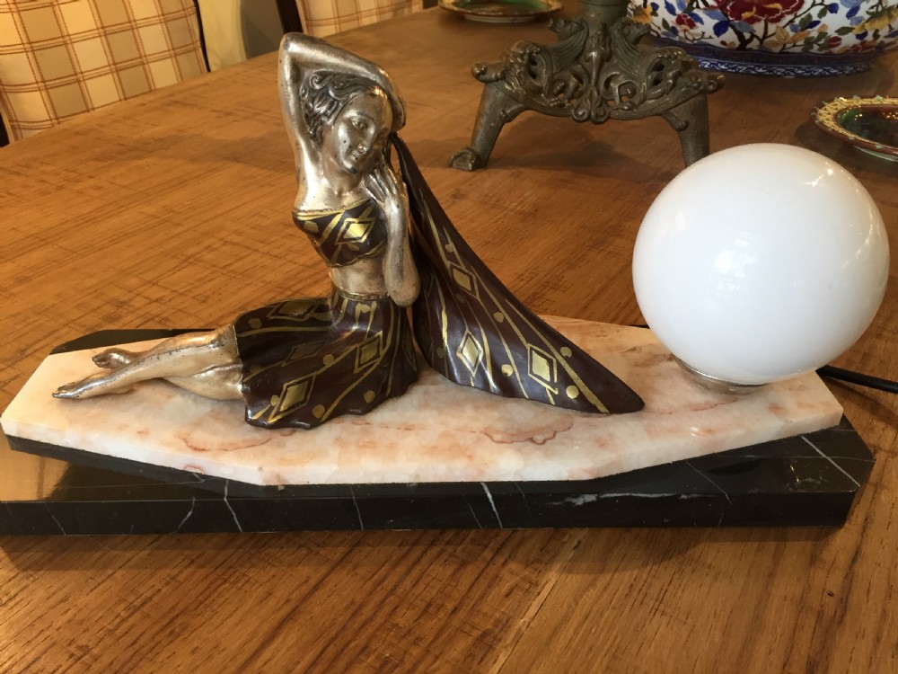 French Art Deco Lady Lamp c.1930