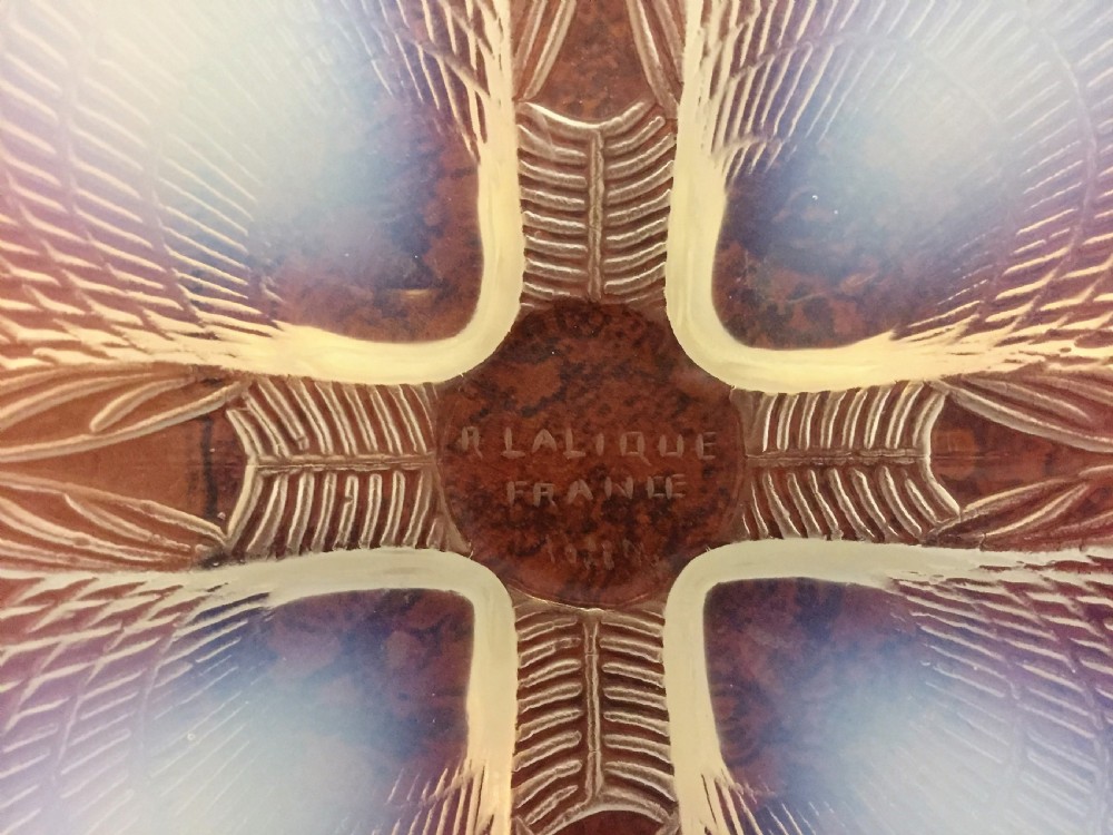 Rene Lalique Coquilles Pattern Opalescent Bowl .c1930 View IV