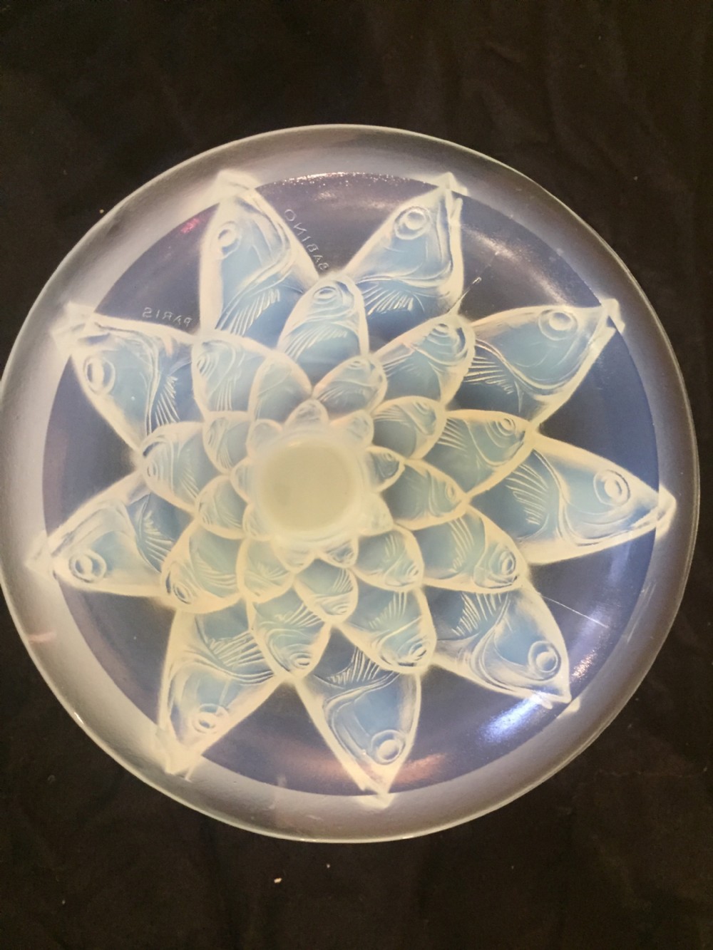 Sabino French Art Deco Opalescent Glass Fish Vase c.1930 View III