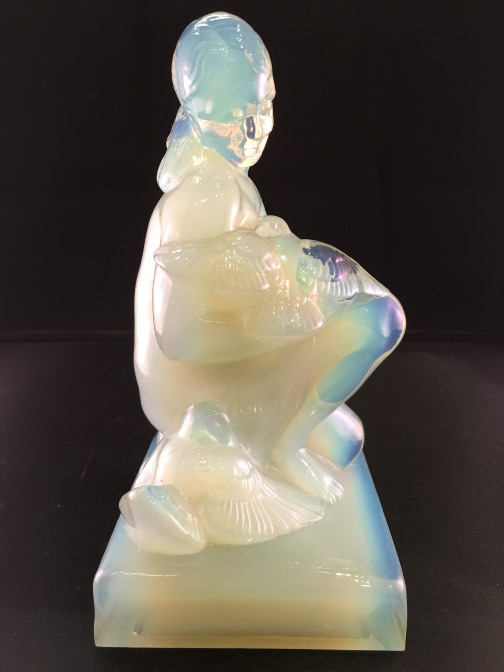 Sabino Art Deco Lady With Doves View II