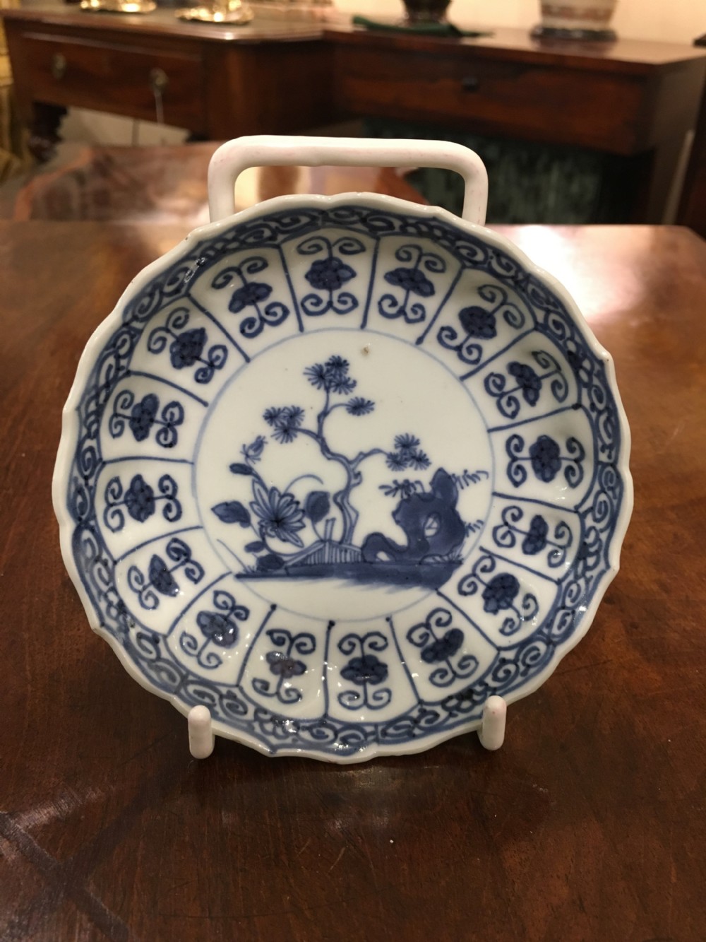 A Pair of Kangxi (1662-1722) blue and white small plates of garden scene View IV