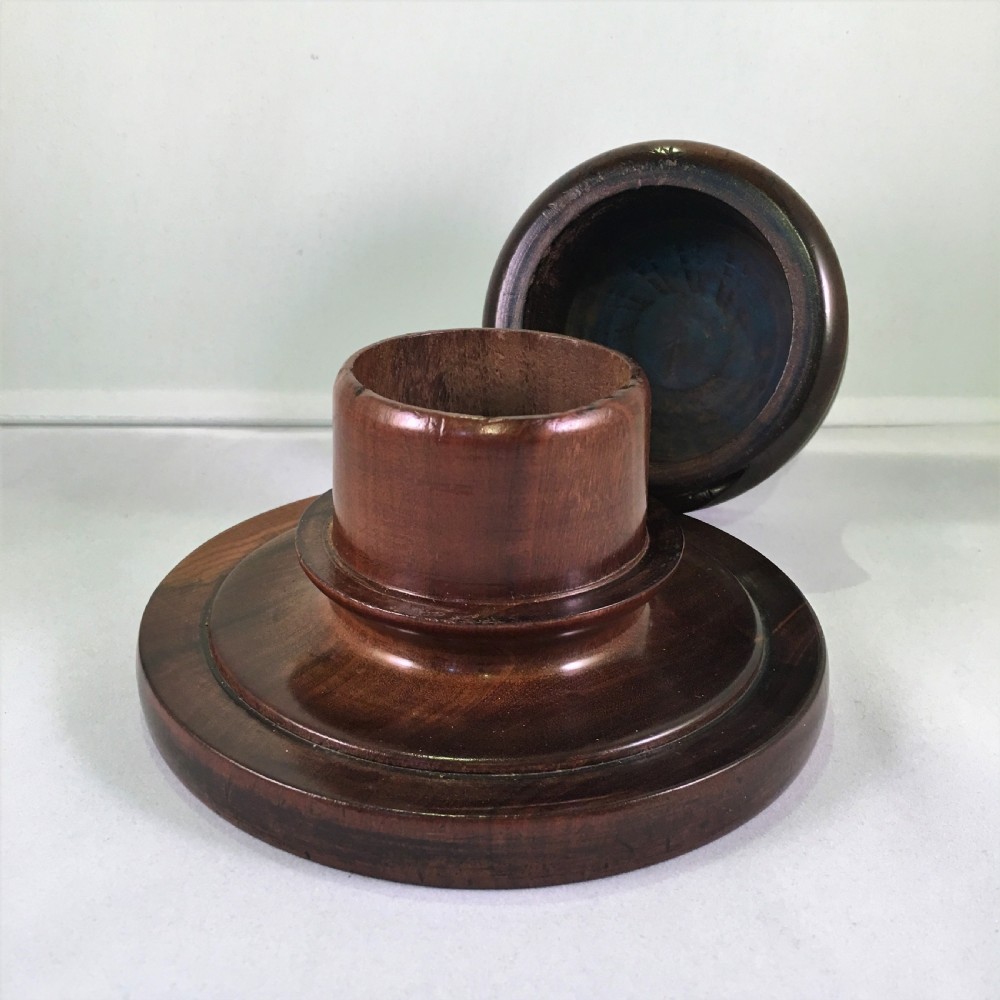 Turned Mahogany Lidded Communal Table Snuff Box C19th View II