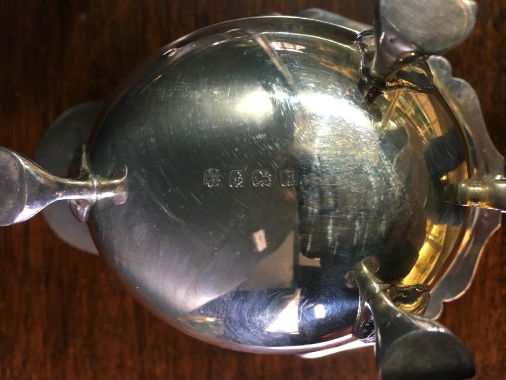 William Neale Ltd. Pair of Silver Sauce Boats with with Scroll Handles & Acanthus/Claw Feet Birmingham 1913 View VI
