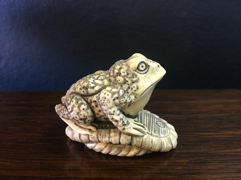 Signed Meiji Period Ivory Netsuke of a Toad on Sandal C19th View III