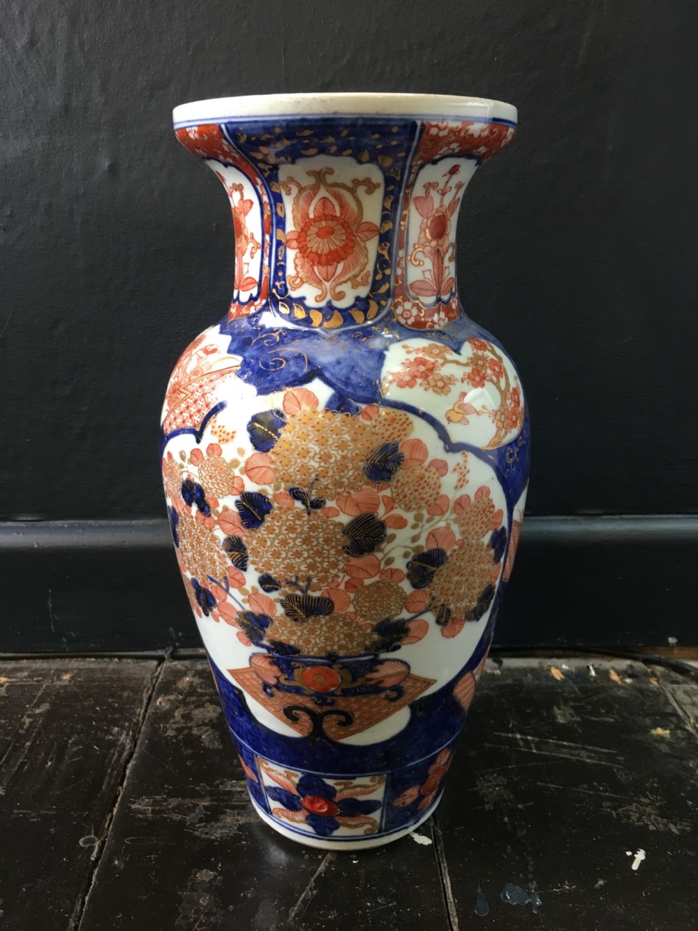 Meiji Period Imari Vase | Hydrangea in Jardiniere C19th