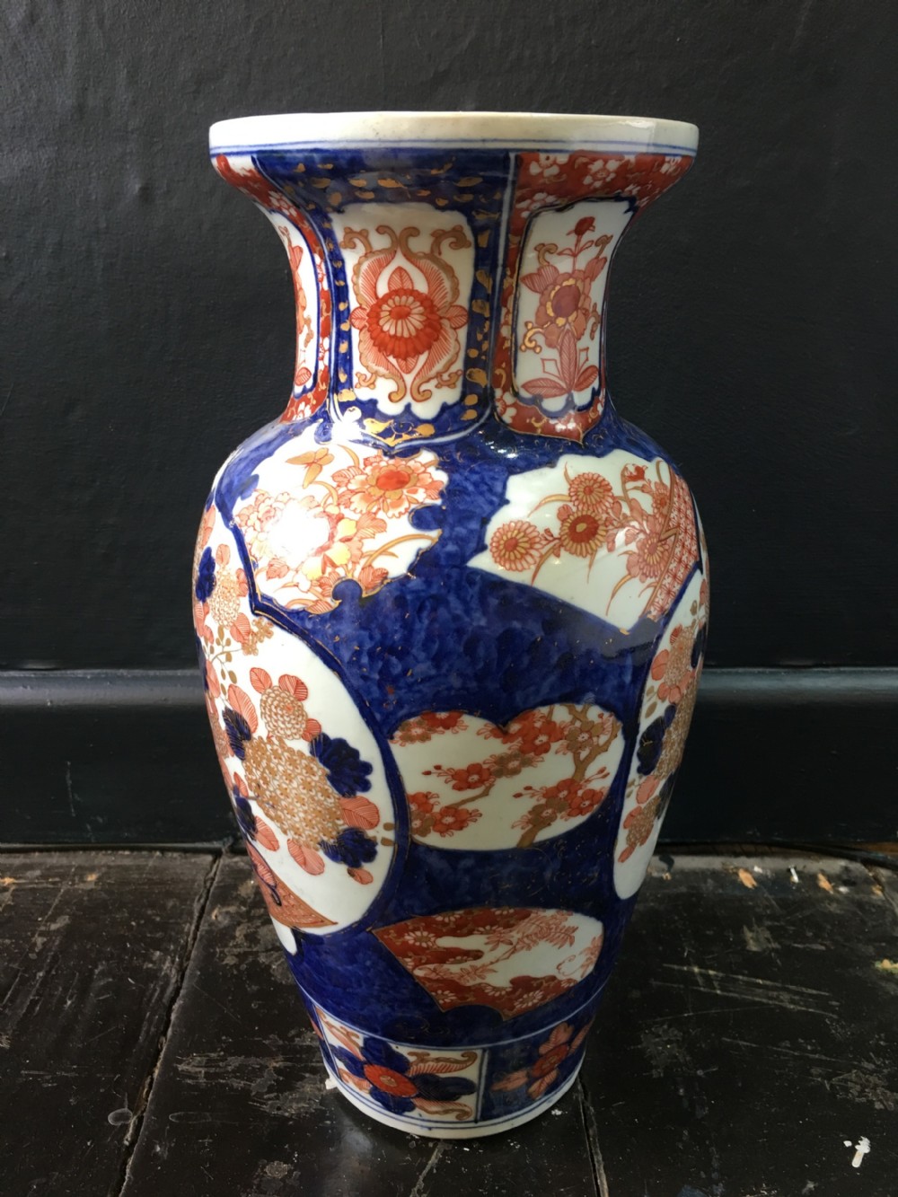 Meiji Period Imari Vase | Hydrangea in Jardiniere C19th View II