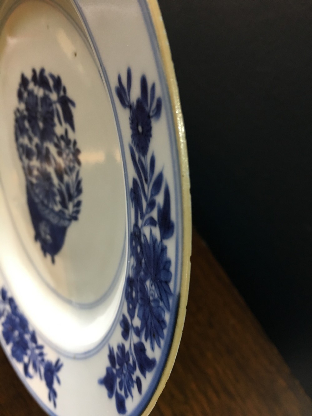 Kangxi Period Blue & White Dish Flower in Jardineiere Motif c1622-1722 View V