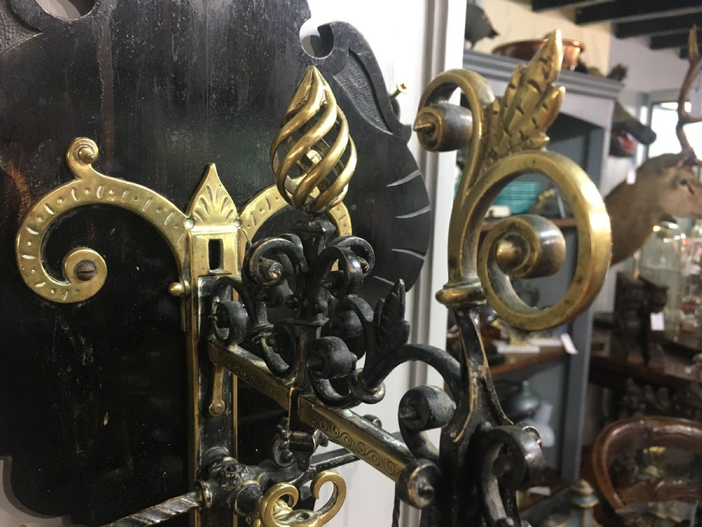 Victorian Pull Door Bell View VI