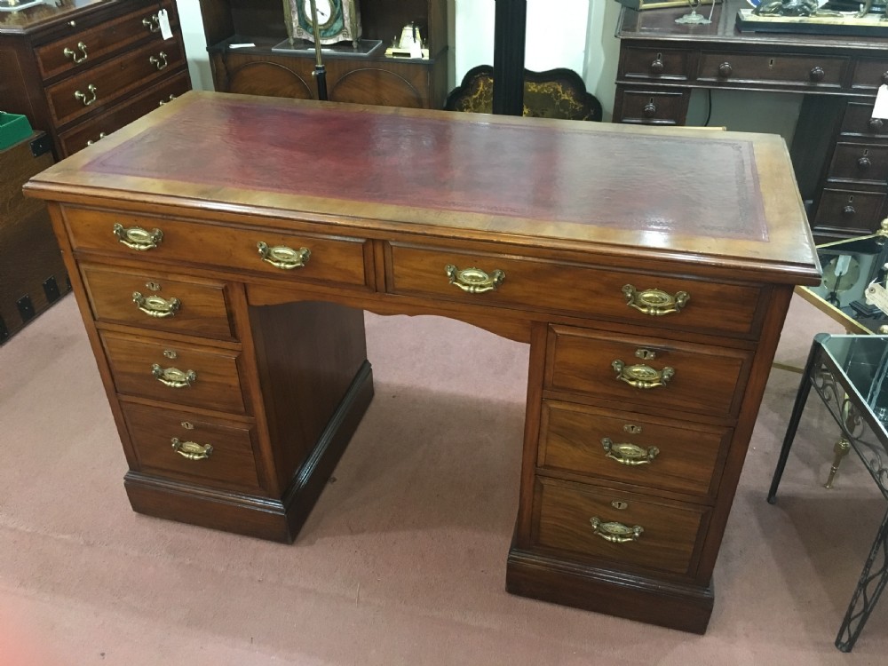 Late Victorian Twin Pedestal Mahogany Desk with Working Locks