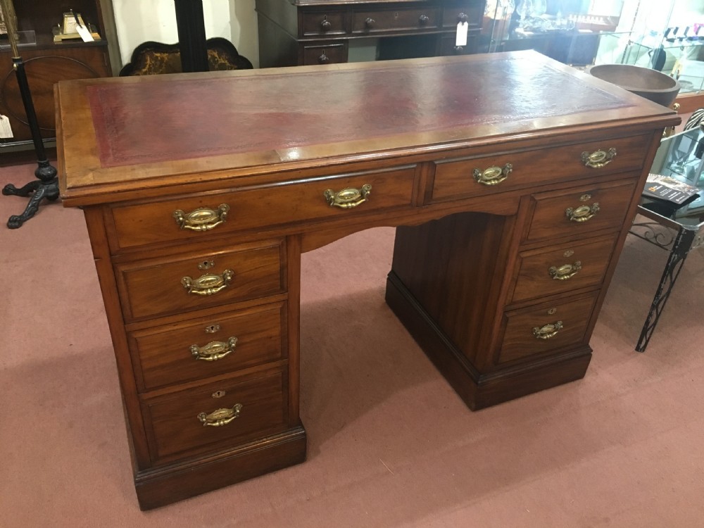 Late Victorian Twin Pedestal Mahogany Desk with Working Locks View II