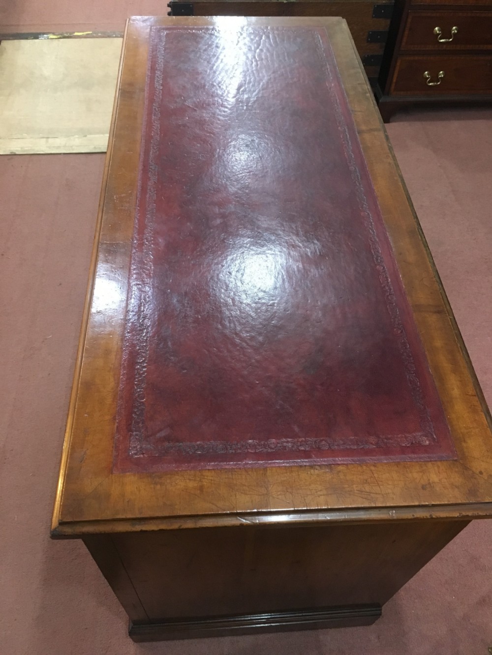Late Victorian Twin Pedestal Mahogany Desk with Working Locks View VI