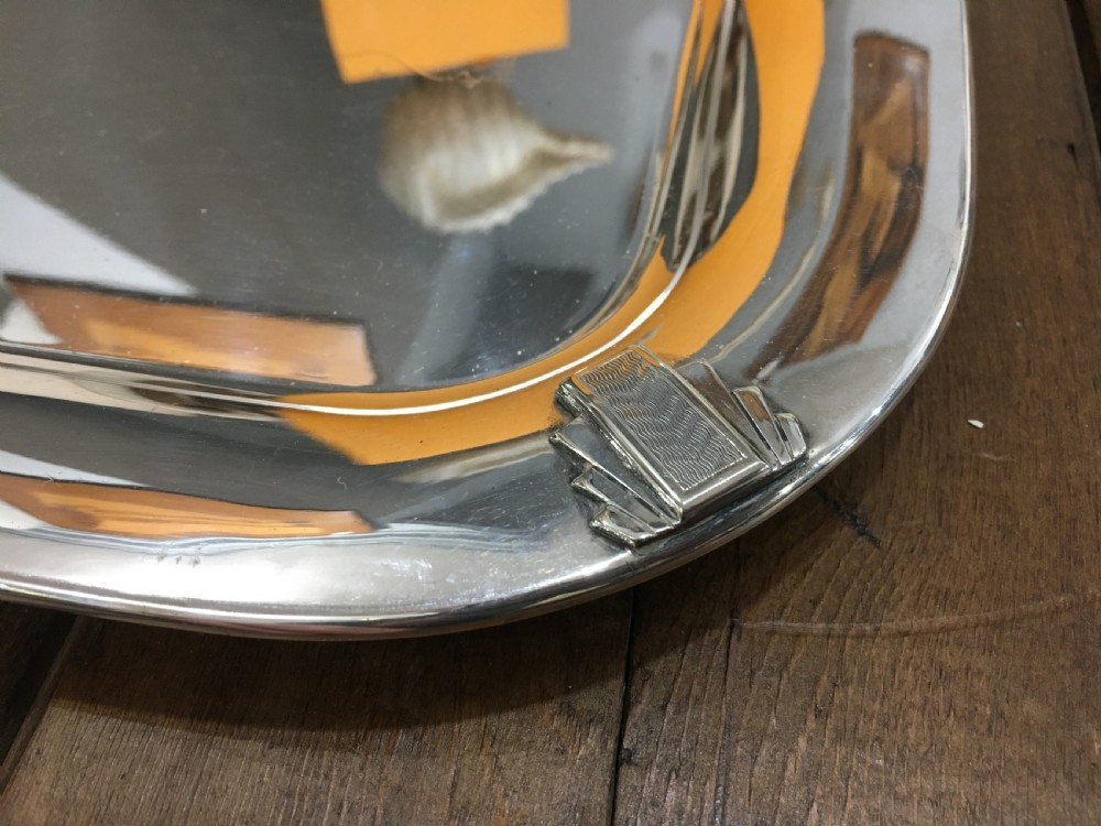 Roberts & Done & Sons LTD. Large Art Deco E.P.N.S Tray View II
