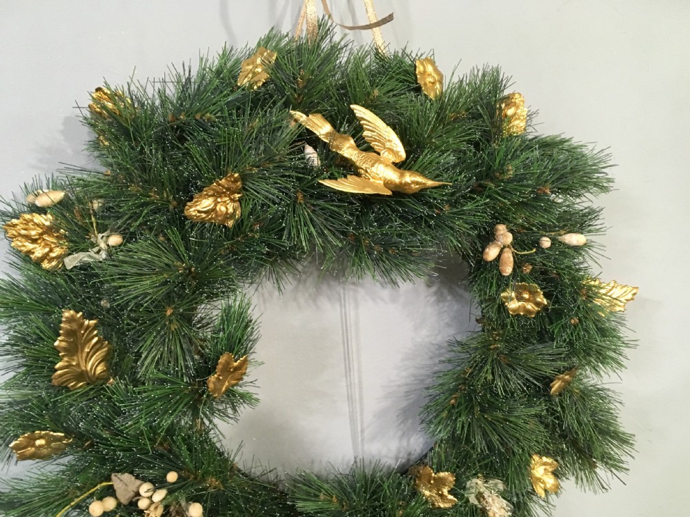 Antique French 1800s (Napoleon III) Era Toleware Adorned Wreath from Presentoir De Mariage View III