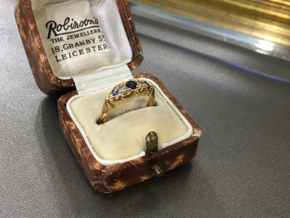 Edwardian (1914) sapphire & diamonds ring, 18ct, size M View II