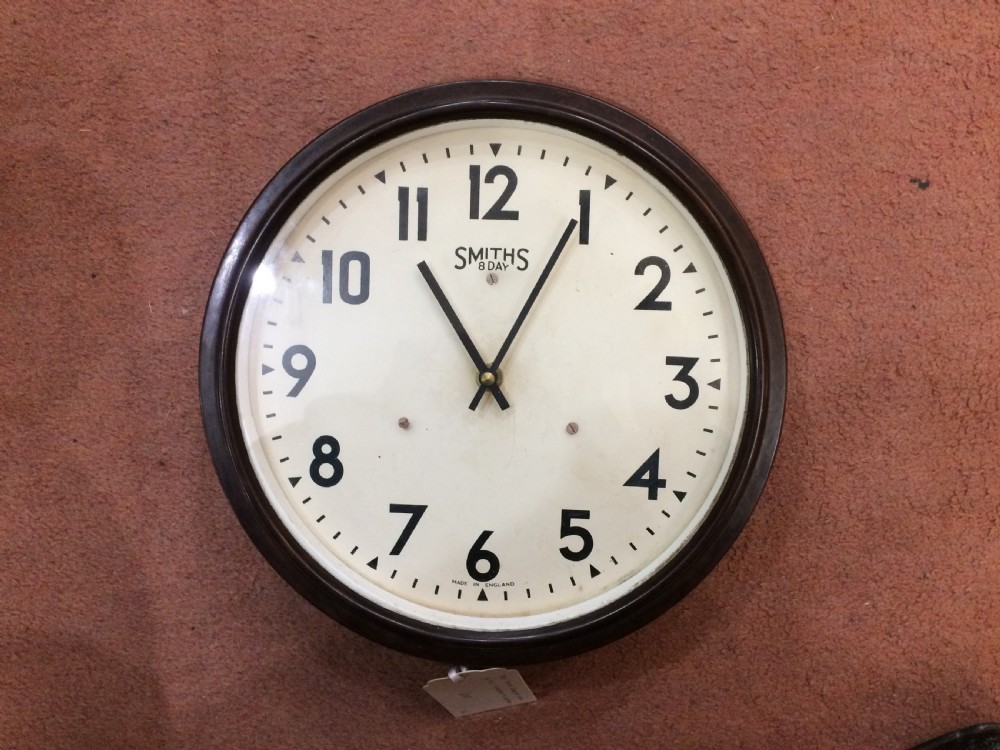 1930's smiths bakelite clock in VGC. Converted to battery. View III