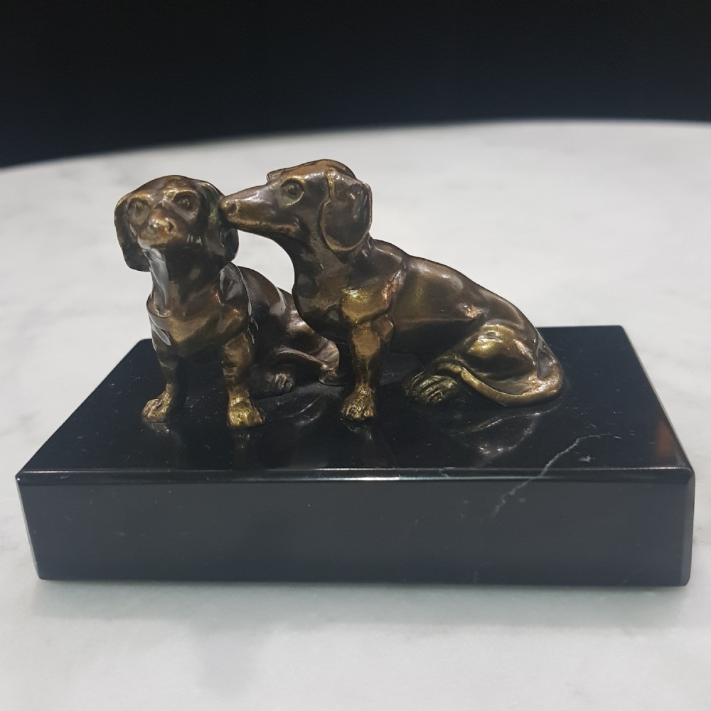 Bronze Dachshunds Cold Painted c1910 Austrian Statue View V
