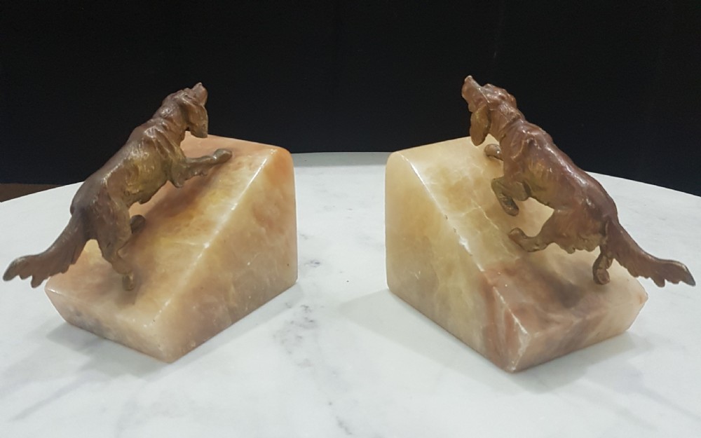 Cold Painted Setter Dogs Bookends on Onyx Bases 1920s View VII