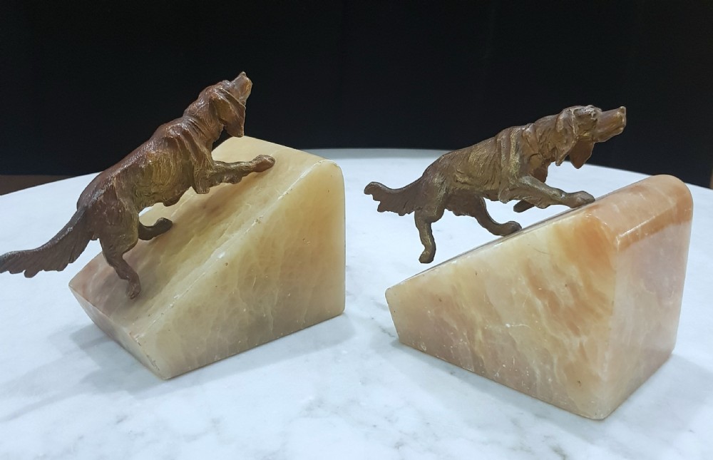 Cold Painted Setter Dogs Bookends on Onyx Bases 1920s View XI