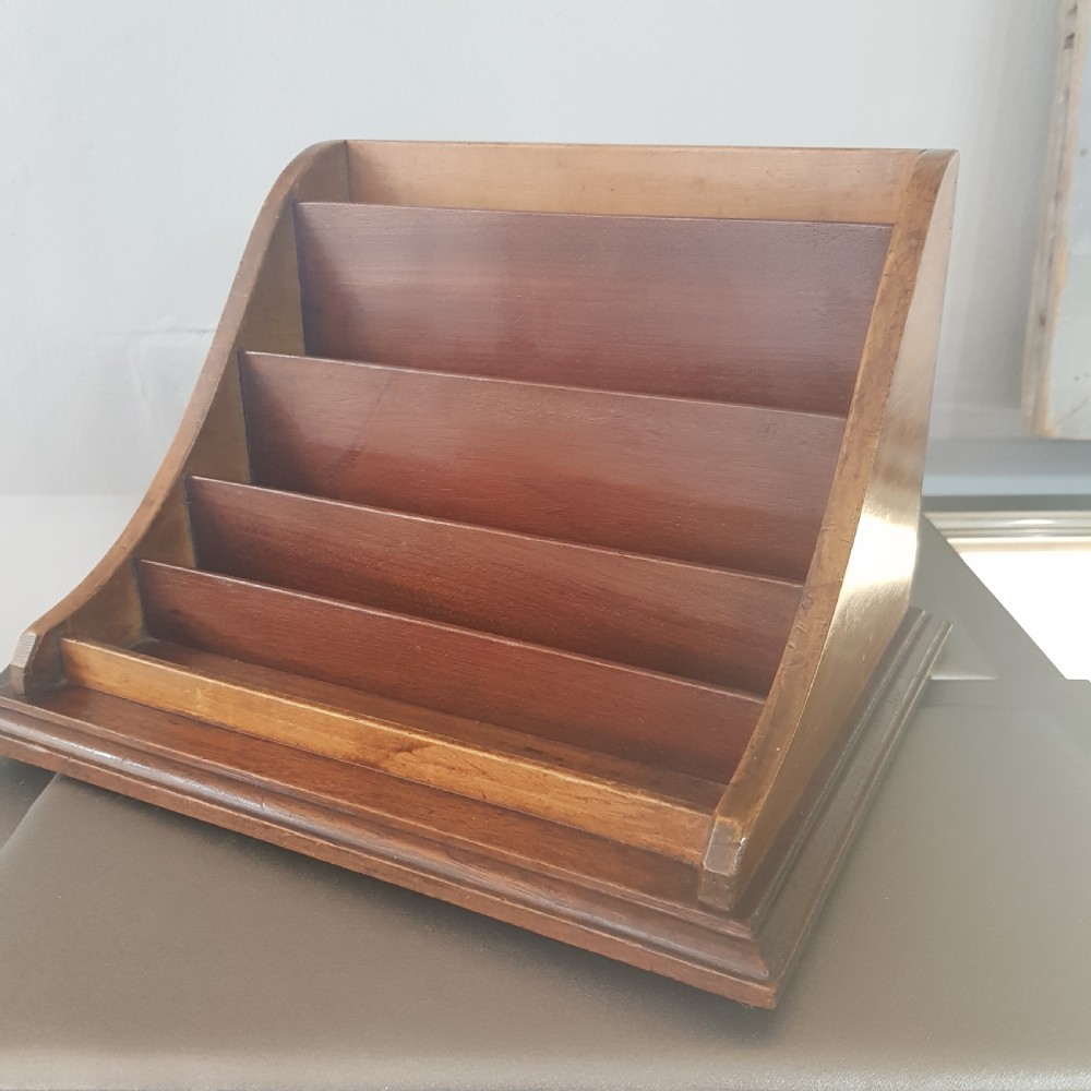 Desk Tidy in Sycamore & Mahogany of Dovetailed Construction - Late Victorian 