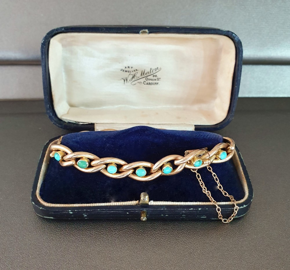 15 Carat Gold & Turquoise Victorian Era Bracelet in Antique Box