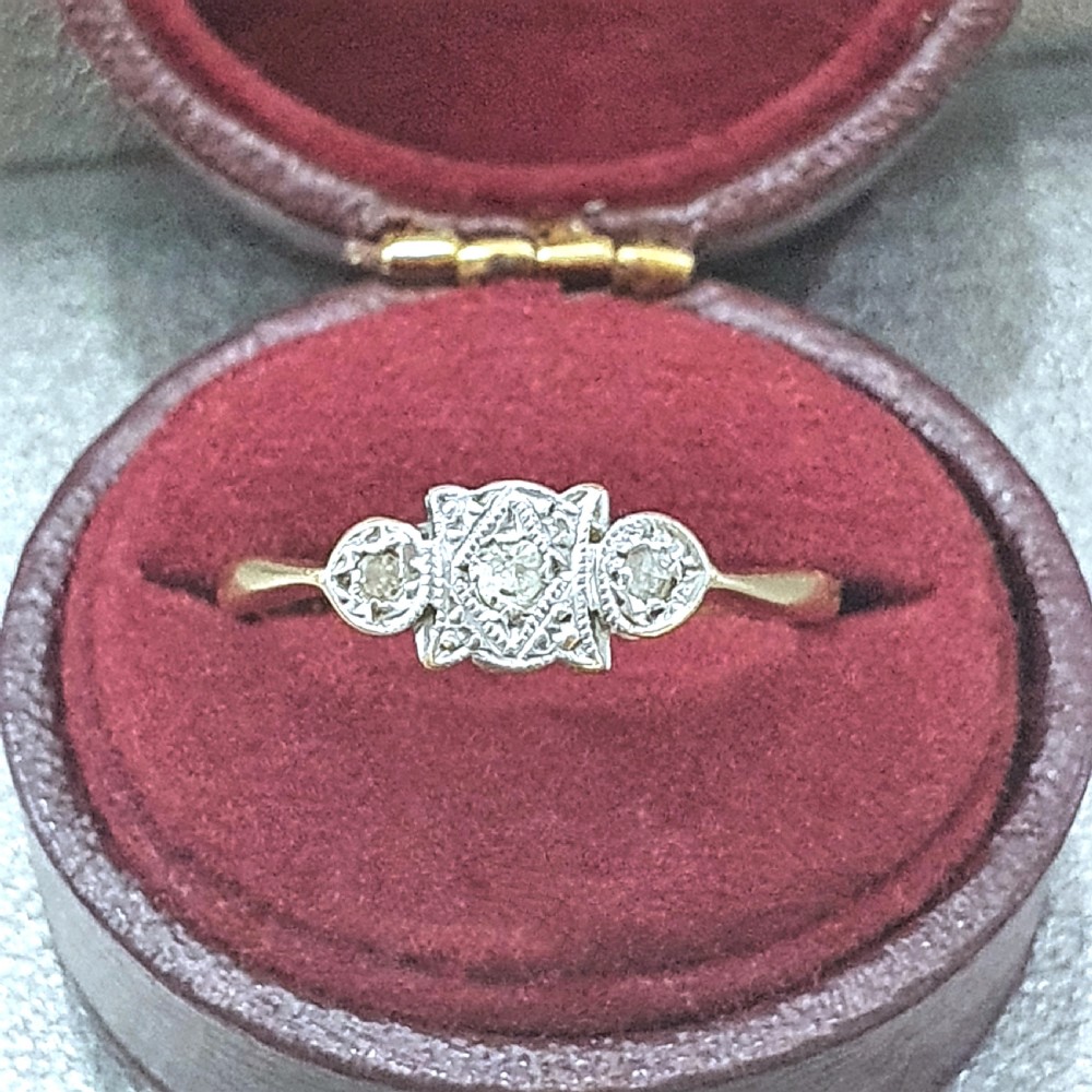 Art Deco Ring Diamond 18ct & Platinum c.1915-20 - Size L½ View III