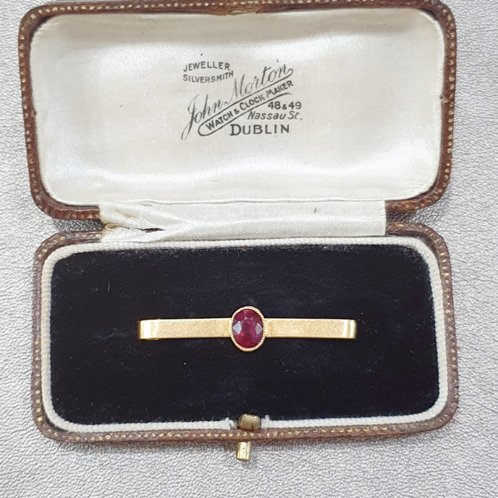 Edwardian 18ct Gold Ruby Brooch / Stock Pin View III