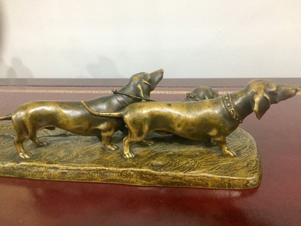 Gornik, rare Austrian bronze dachshund trio c1910 View VII