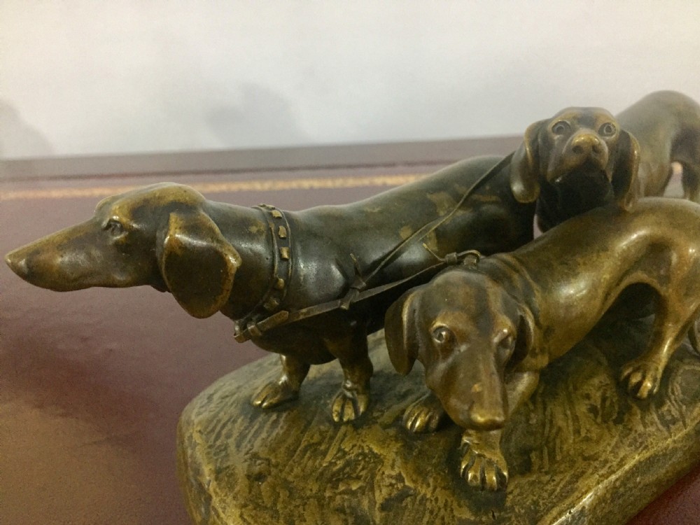 Gornik, rare Austrian bronze dachshund trio c1910 View XVII