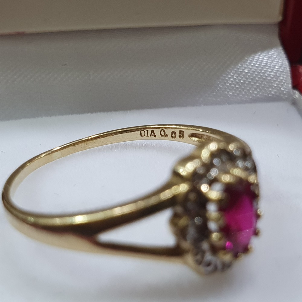 Vintage 1930-40s Ruby & Diamond Halo 9ct Gold Ring - Size O½ - P View X