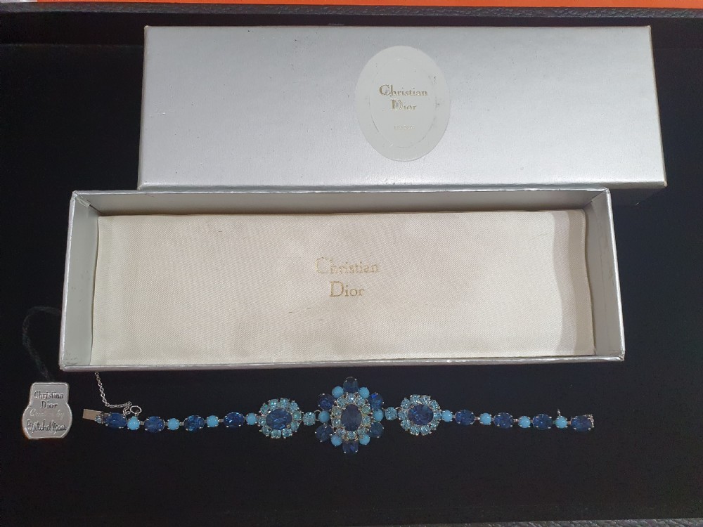 Christian Dior Vintage 1950s Blue Crystal Bracelet with Original Tags & Box View XV