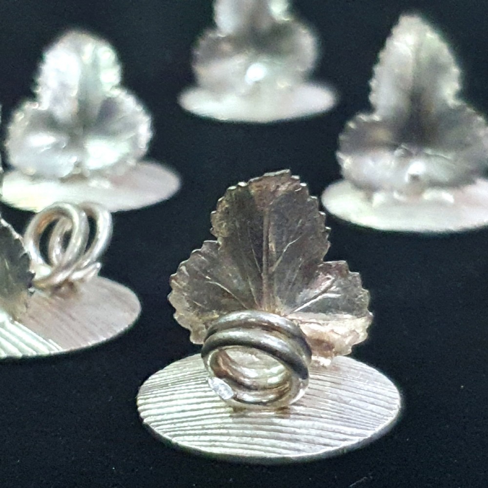 Christofle 1930s Silver Place Card Holders / Table Setting Cards for 8 in Ivy Leaf Design View IV