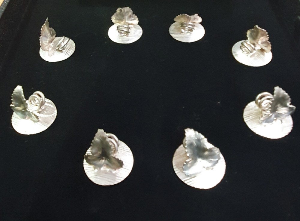 Christofle 1930s Silver Place Card Holders / Table Setting Cards for 8 in Ivy Leaf Design View V
