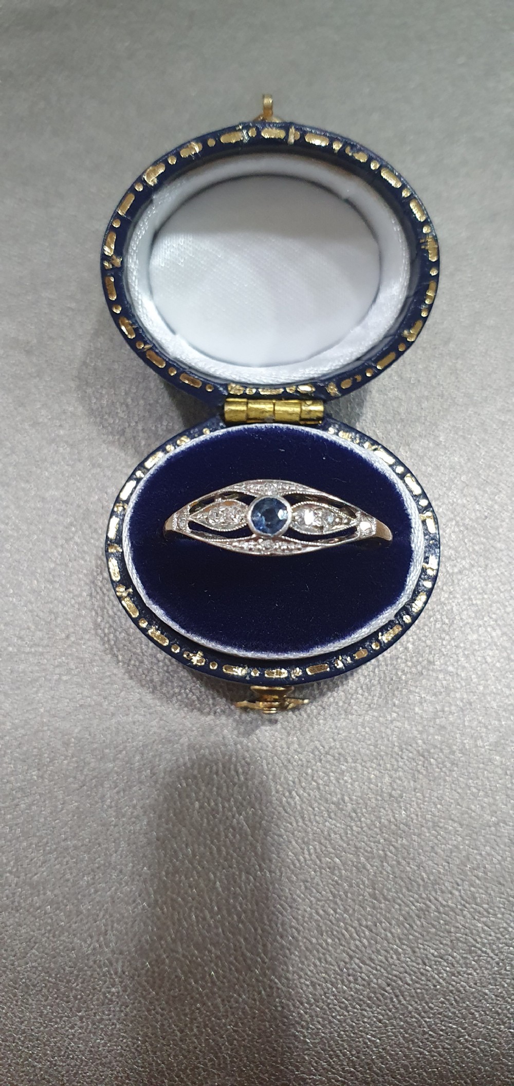 Edwardian Art Deco Ceylon Sapphire & Diamond 18ct Gold Ring - Size S View XVI