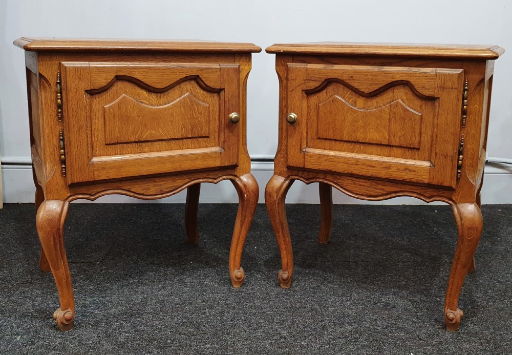 French Light Oak Early 1900s Low Bedside Tables / Cabinets