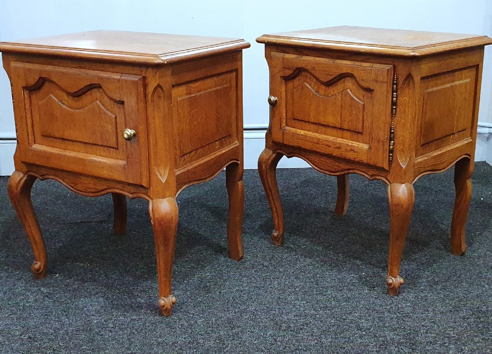 French Light Oak Early 1900s Low Bedside Tables / Cabinets View V