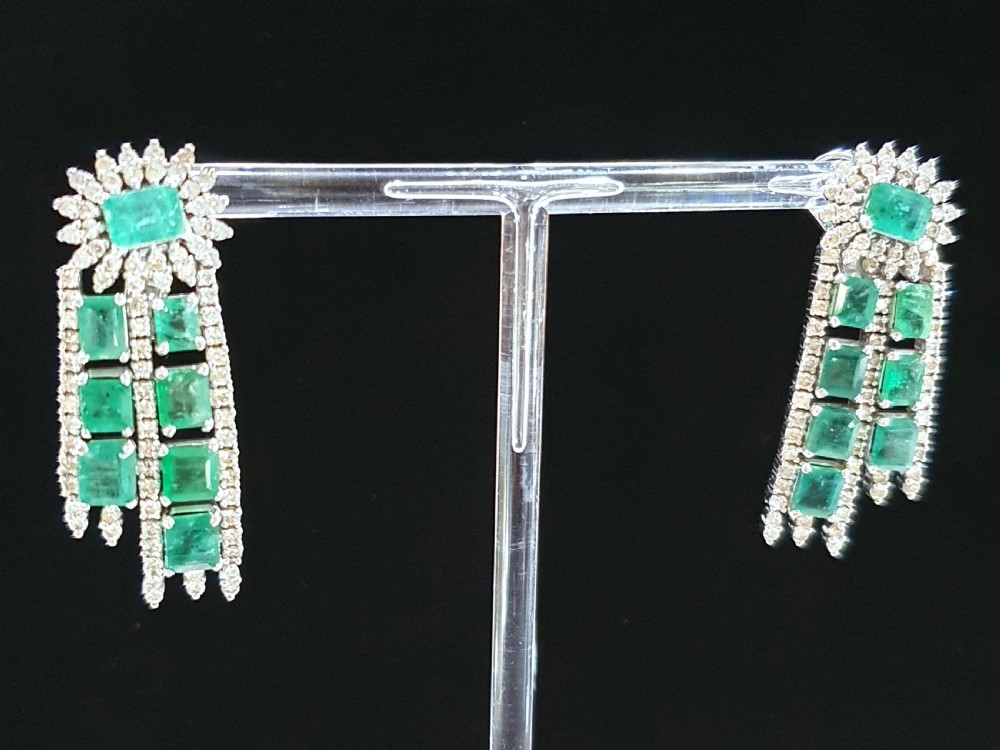 18ct White Gold 11ct Emerald 3ct Diamond Gatsby Drop Earrings with Clip Posts c.1940s View XVI