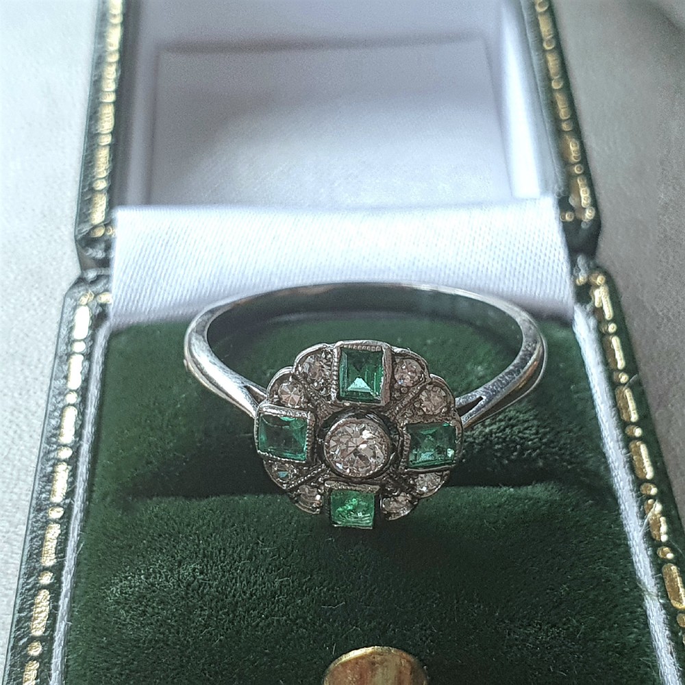 1920s-30s Solid Platinum Diamond & Emerald Art Deco Ring - Size P½ View VII
