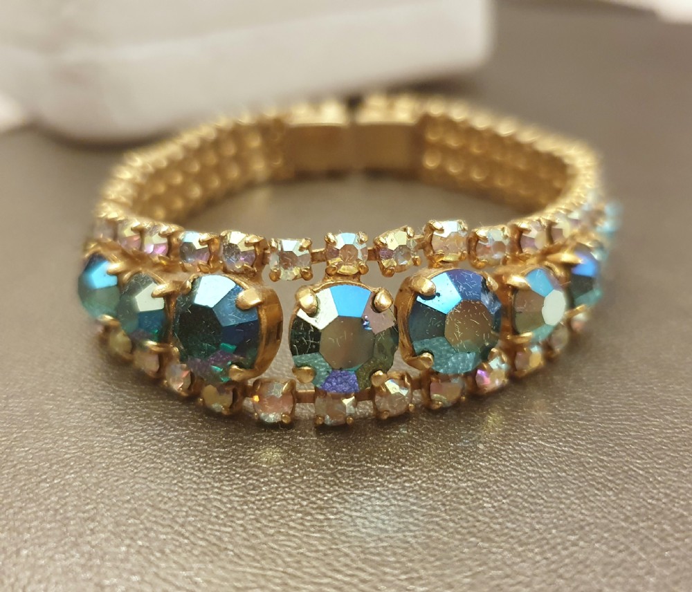 1950s Aurora Borealis & Teal Crystal Bracelet with Safety Chain View VI